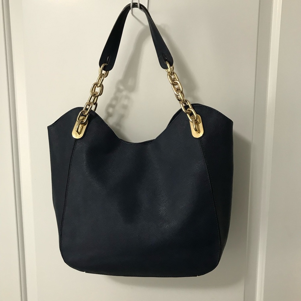 Michael Kors Lily Navy Blue Saffiano Leather Hobo Shoulder Bag EUC - Picture 4 of 6